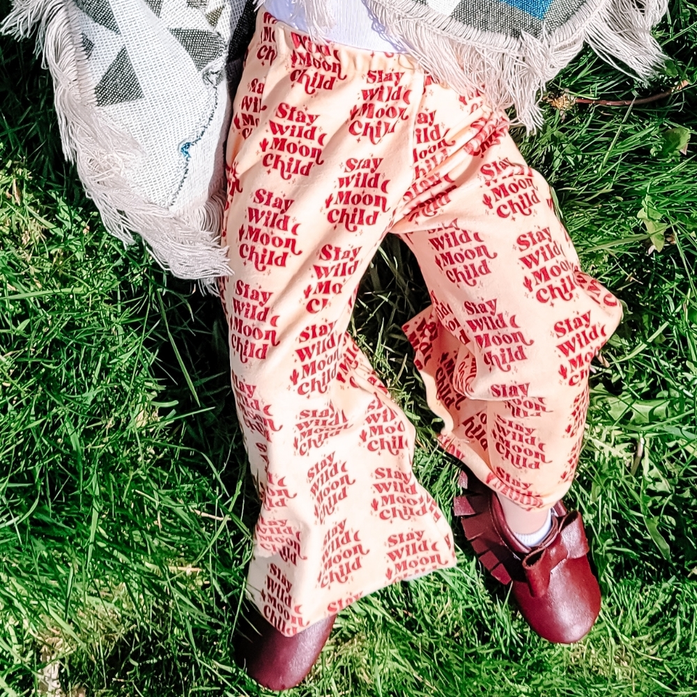 2T velour flare pant